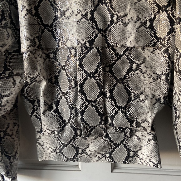 LPA Revolve sequined python long sleeved jacket Size XS - Picture 8 of 10